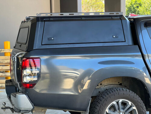 MR Triton Canopy