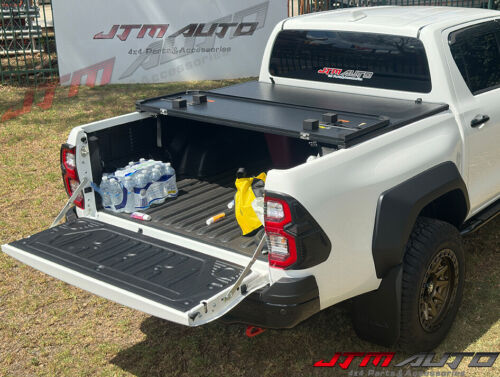 Aluminium Tri-Fold Folding Hard Tonneau Cover Suits Toyota Hilux GR Sport 2023+