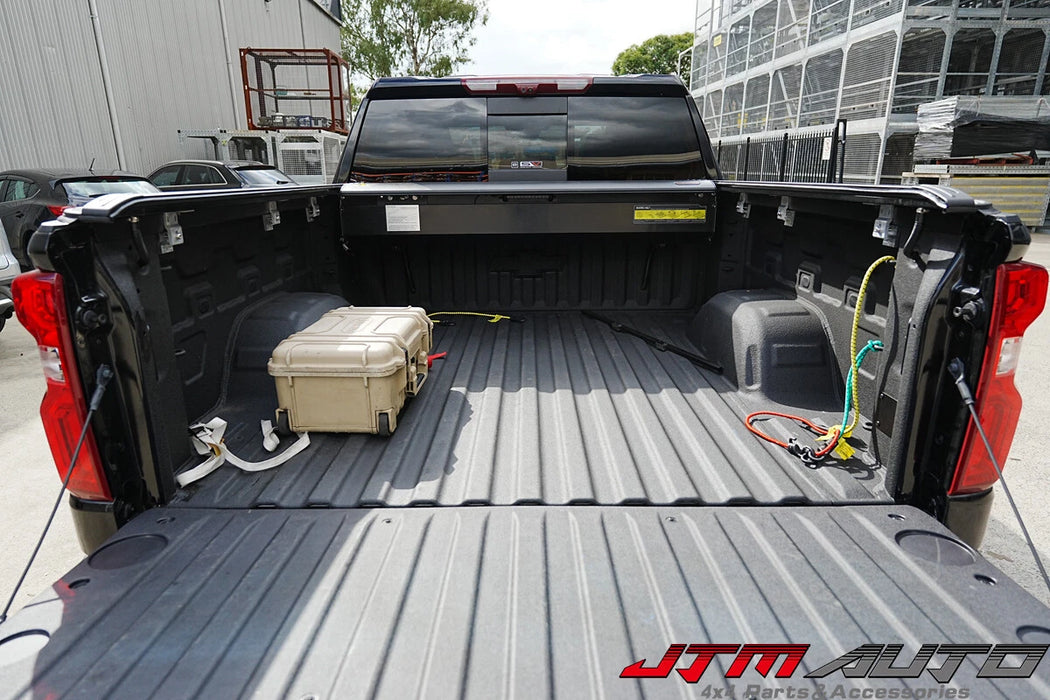Armorshade Electric Retractable Roller Shutter LED for Chevrolet Silverado 5.8 Tub 2014-2026
