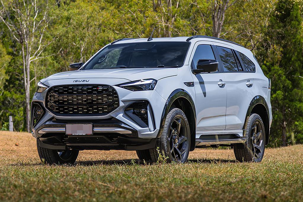 OEM Black Bonnet Protector Guard suitable for Isuzu MUX MY 2024 Onwards